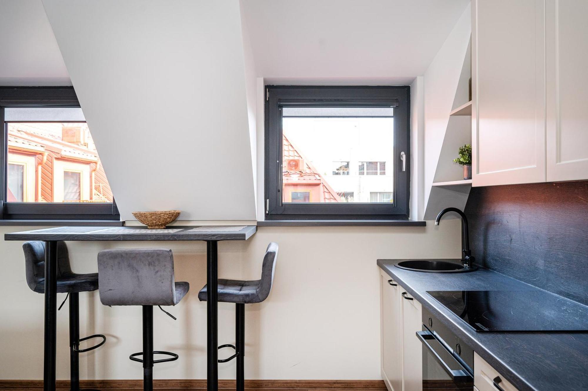 Cozy Central Attic Self Check In Вилнюс Екстериор снимка